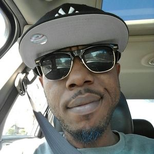 Meet your Posher, Cameron